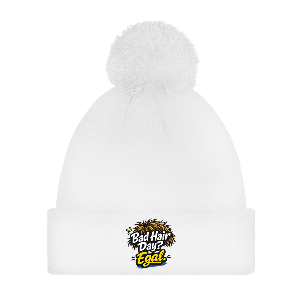 Bommelmütze „Bad Hair Day? Egal.“ – Unisex Wintermütze mit Statement