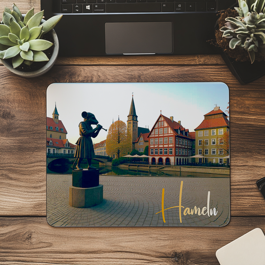 Entdecke Hameln: Stilvolles Mauspad mit berühmten Sehenswürdigkeiten
