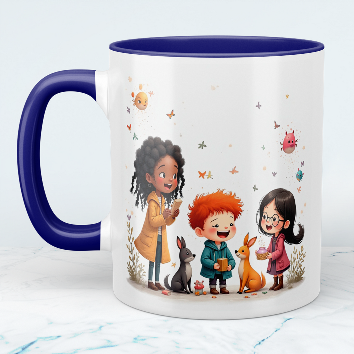 Magische Tiere: Bunte bedruckte Tasse mit lustigen Cartoon-Figuren – Das perfekte Geschenk für Kinder!