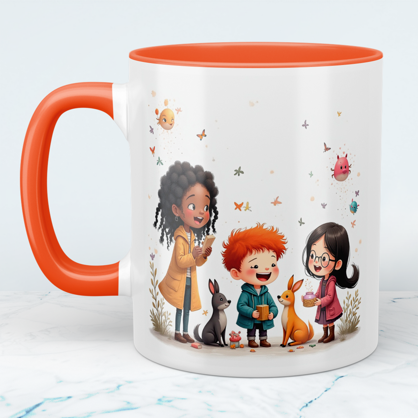 Magische Tiere: Bunte bedruckte Tasse mit lustigen Cartoon-Figuren – Das perfekte Geschenk für Kinder!