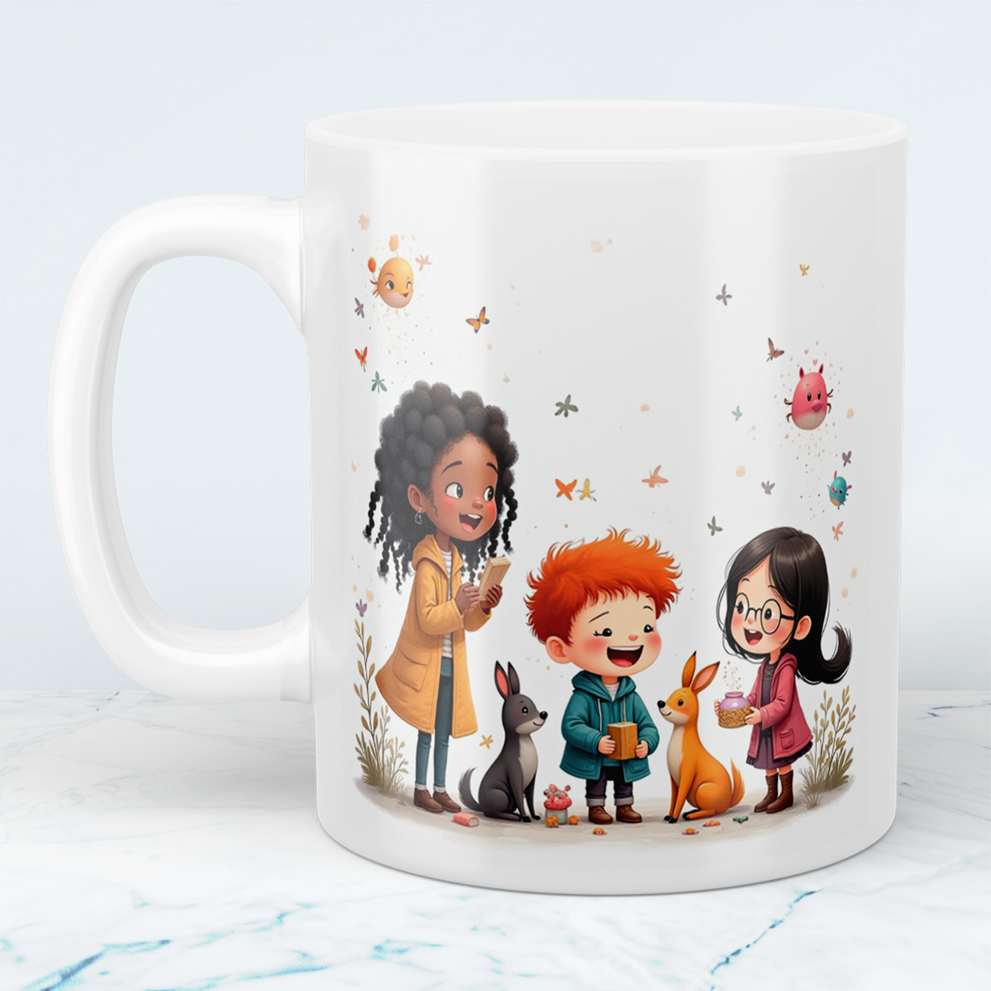 Magische Tiere: Bunte bedruckte Tasse mit lustigen Cartoon-Figuren – Das perfekte Geschenk für Kinder!