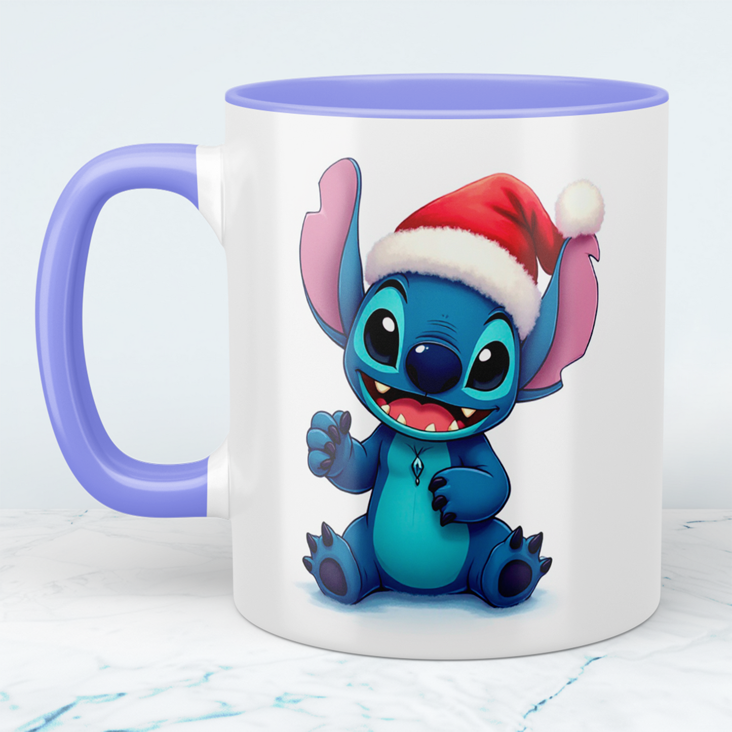 Weihnachtszauber mit Stitch – Die perfekte Kinder-Tasse für frohe Zeiten!