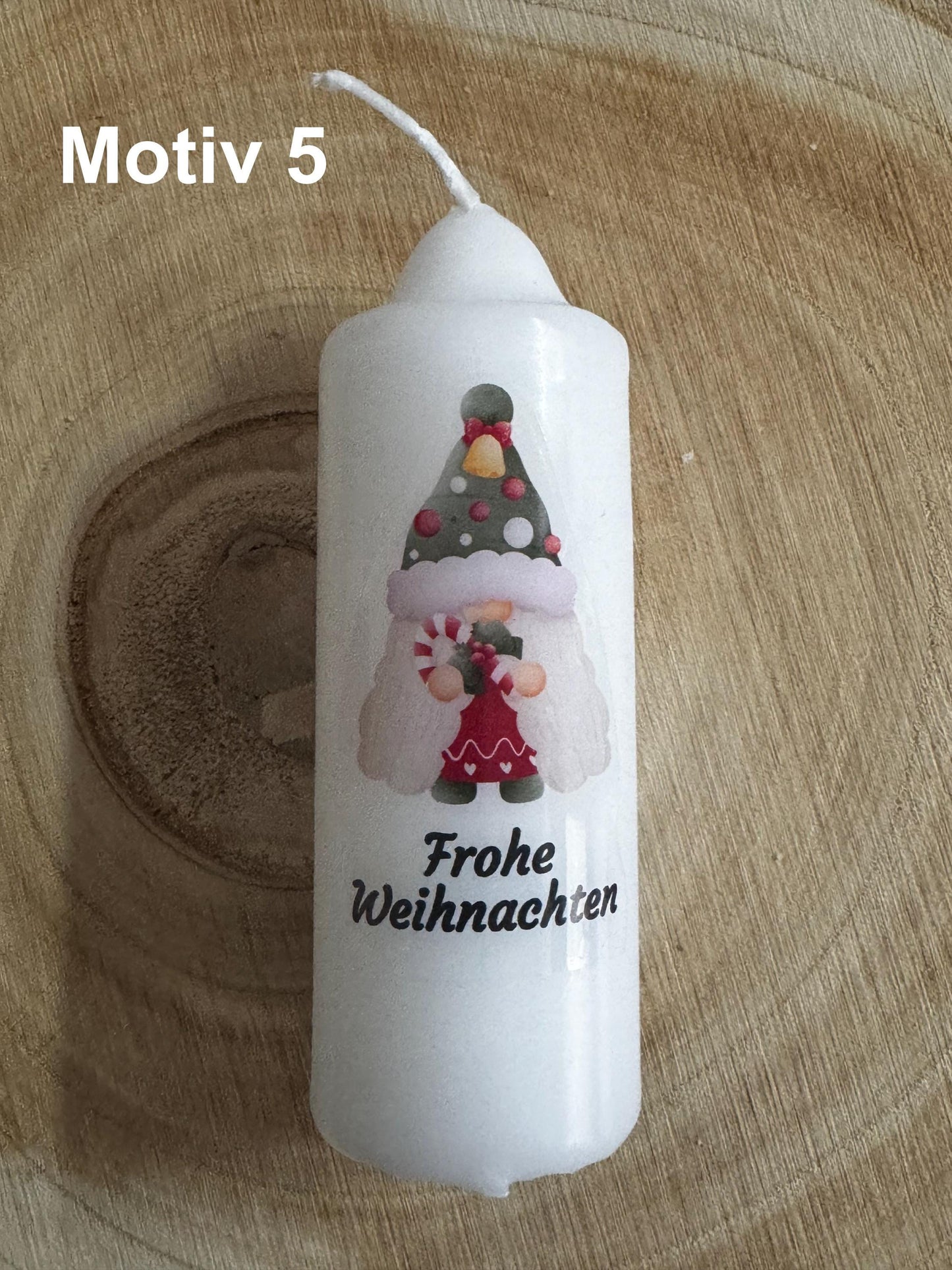 Weihnachtliche Kerze bedruckt mit Weihnachts - Motiv, versch. Motive