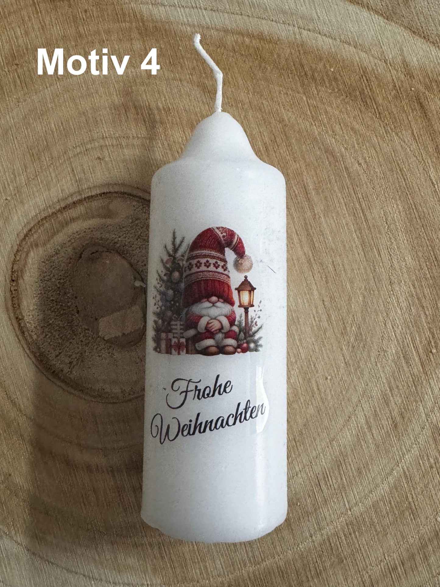 Weihnachtliche Kerze bedruckt mit Weihnachts - Motiv, versch. Motive