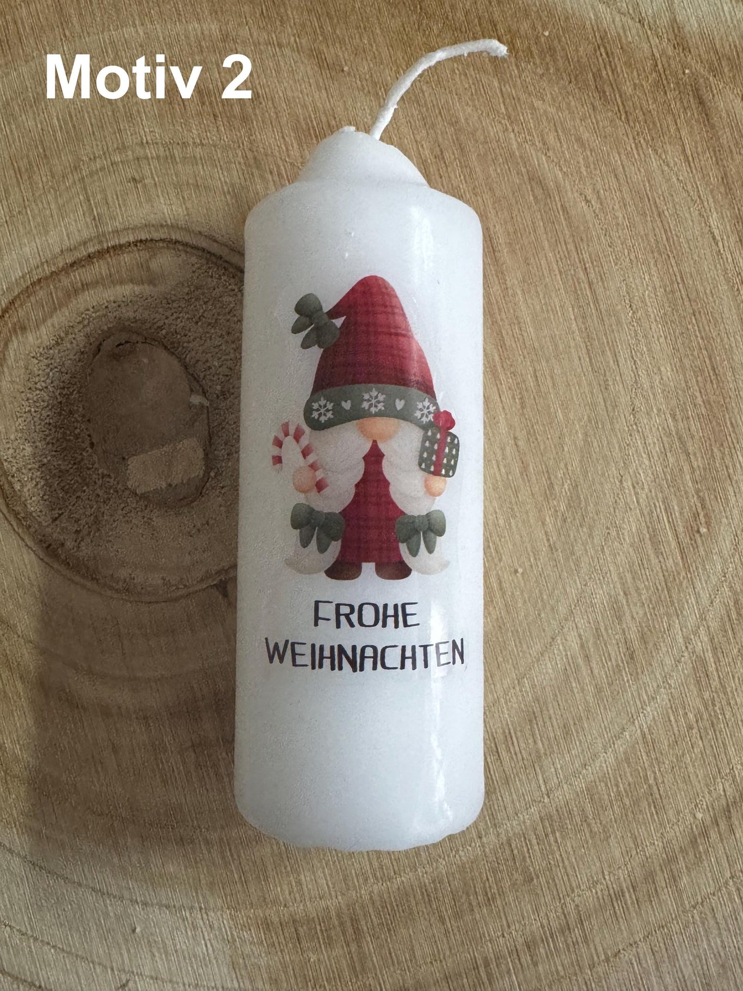 Weihnachtliche Kerze bedruckt mit Weihnachts - Motiv, versch. Motive