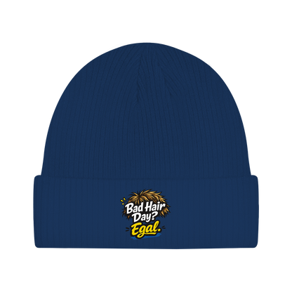 Beanie „Bad Hair Day? Egal.“ – Lustige Unisex Mütze aus Bio-Baumwolle