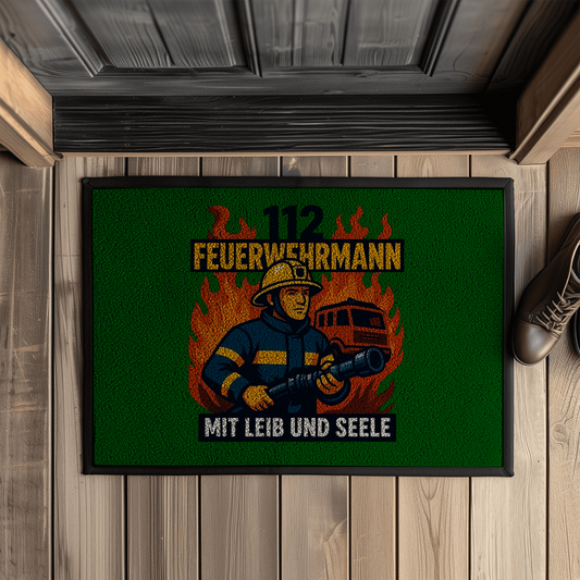 Fußmatte Feuerwehrmann 112 – Mit Leib und Seele | Fußabtreter mit Gummirand