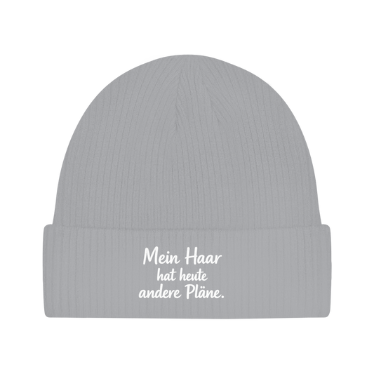 Beanie mit Spruch „Mein Haar hat heute andere Pläne.“ | Lustige Mütze | Weißer Text