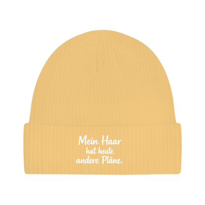 Beanie mit Spruch „Mein Haar hat heute andere Pläne.“ | Lustige Mütze | Weißer Text