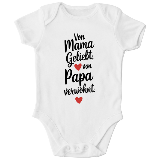 Kinder Bio Body mit Spruch „Von Mama geliebt, von Papa verwöhnt“ | schwarze Schrift