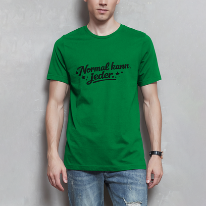 Herren T-Shirt „Normal kann jeder“ – Schwarze Schrift | Lustiges Sprüche & Statement Shirt