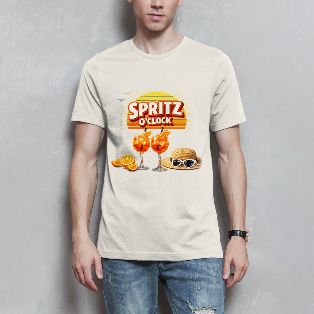 Herren T-Shirt „Spritz O’Clock“ – Lustiger Sommer-Spruch & Aperitif-Statement Shirt
