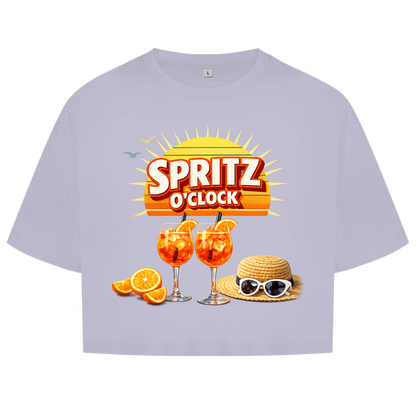 Damen Oversize Crop Top „Spritz O’Clock“ – Lustiger Sommer-Spruch & Aperitif-Statement Top