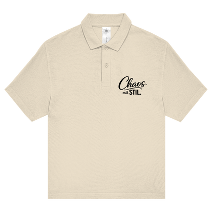 Unisex Poloshirt „Chaos mit STIL“ – Stilvolles Statement-Shirt mit Humor