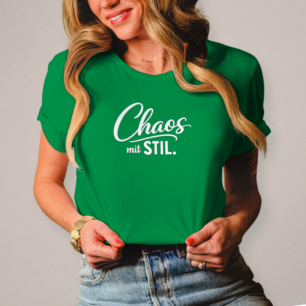 Damen T-Shirt „Chaos mit STIL“ – Statement Shirt mit Humor