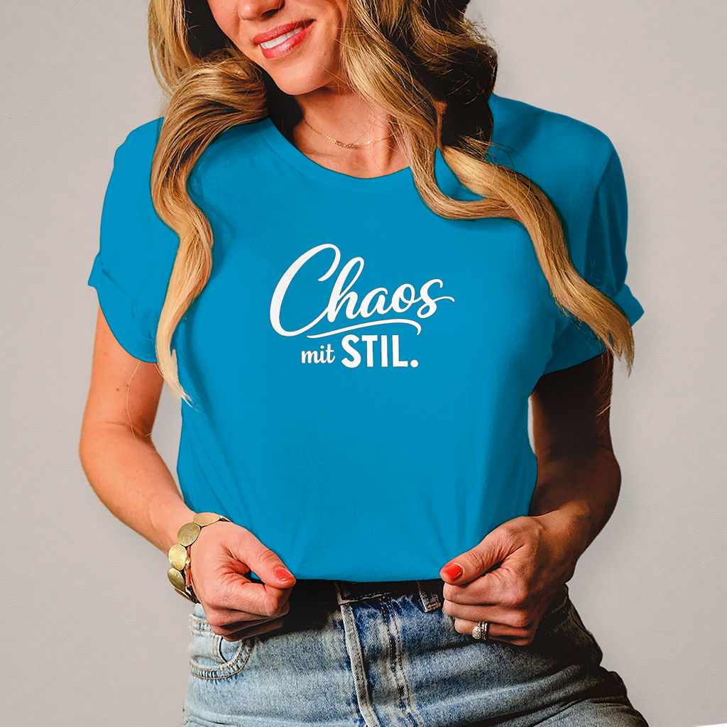 Damen T-Shirt „Chaos mit STIL“ – Statement Shirt mit Humor