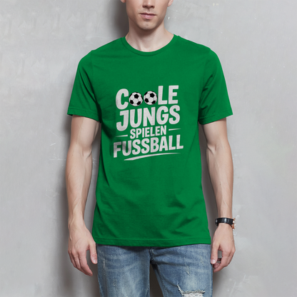 Herren Fußball T-Shirt – Coole Jungs spielen Fußball | Lustiges Sport Shirt Geschenk