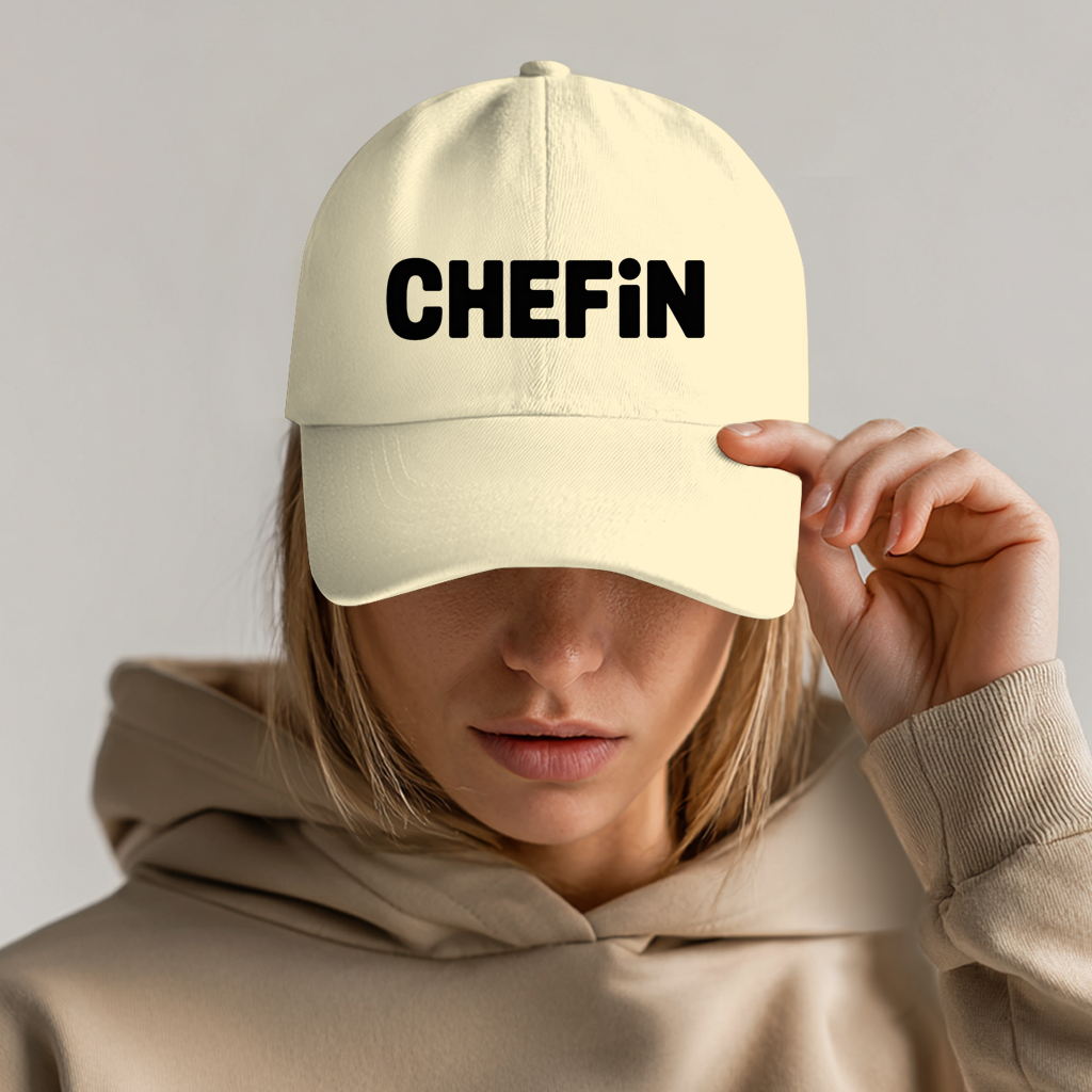 Dad Cap „Chefin“ – Unisex Statement Cap aus Bio-Baumwolle