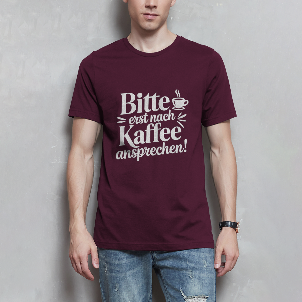 Herren T-Shirt „Bitte erst nach Kaffee ansprechen“ Schwarz – Lustiges Kaffee Shirt