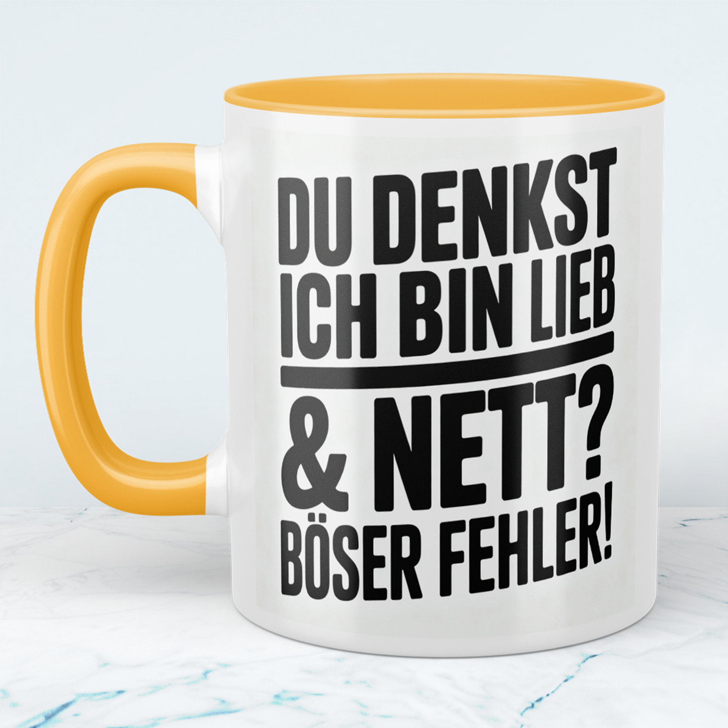 Lustige bedruckte Kaffeetasse mit Spruch „Du denkst ich bin lieb & nett? Böser Fehler“ – Geschenk für Büro, Kollegen & Arbeit