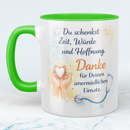 Bedruckte Tasse „Du schenkst Zeit, Würde und Hoffnung“ – Danke Geschenk für Pflegekräfte, Kollegen & Mitarbeiter