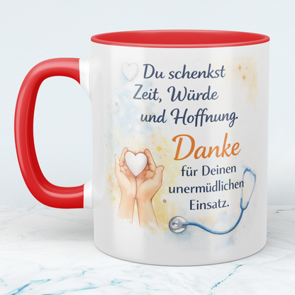 Bedruckte Tasse „Du schenkst Zeit, Würde und Hoffnung“ – Danke Geschenk für Pflegekräfte, Kollegen & Mitarbeiter