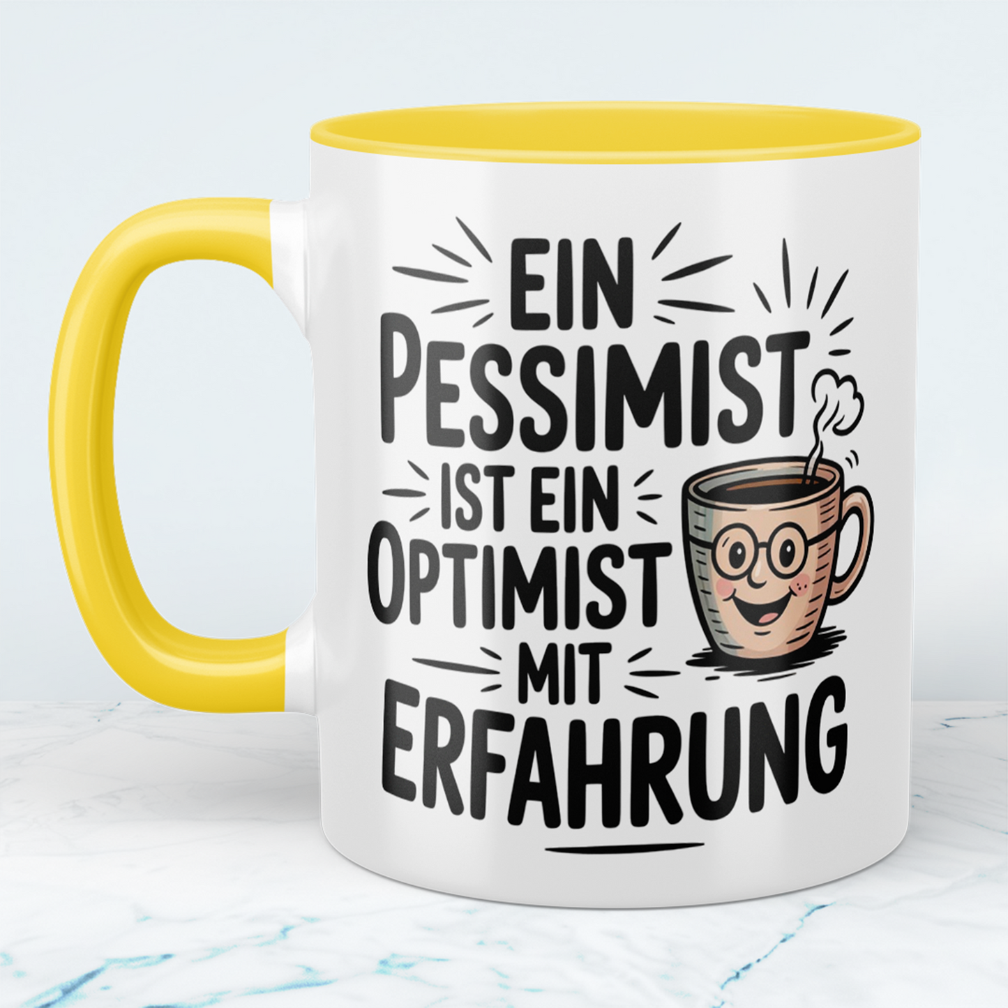 Humorvolle Tasse: “Ein Pessimist ist ein Optimist mit Erfahrung” – Witziges Geschenk für Büro-Kollegen