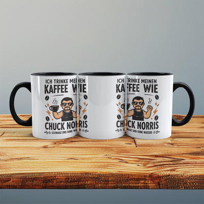 Lustige Chuck Norris Tasse – Ich trinke meinen Kaffee wie Chuck Norris: Schwarz und ohne Wasser