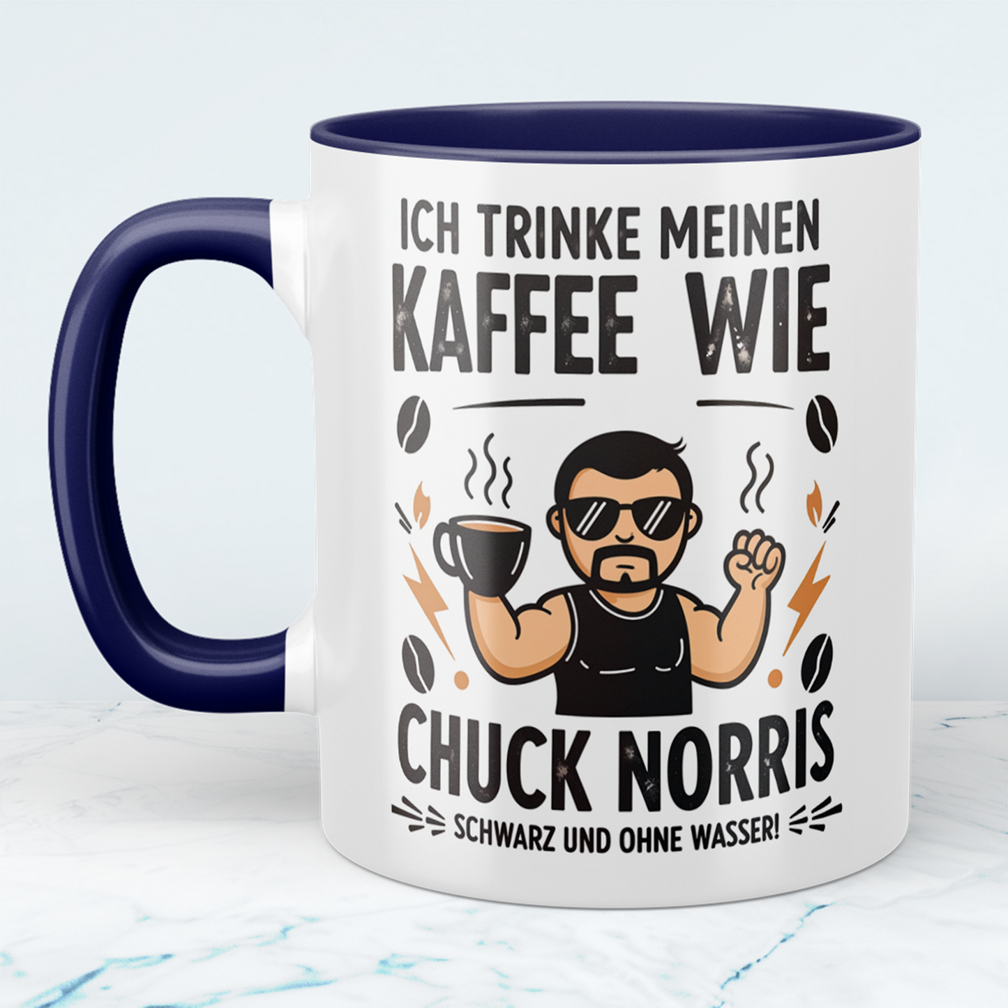 Lustige Chuck Norris Tasse – Ich trinke meinen Kaffee wie Chuck Norris: Schwarz und ohne Wasser
