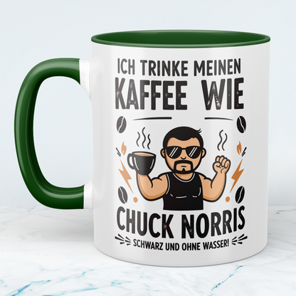 Lustige Chuck Norris Tasse – Ich trinke meinen Kaffee wie Chuck Norris: Schwarz und ohne Wasser