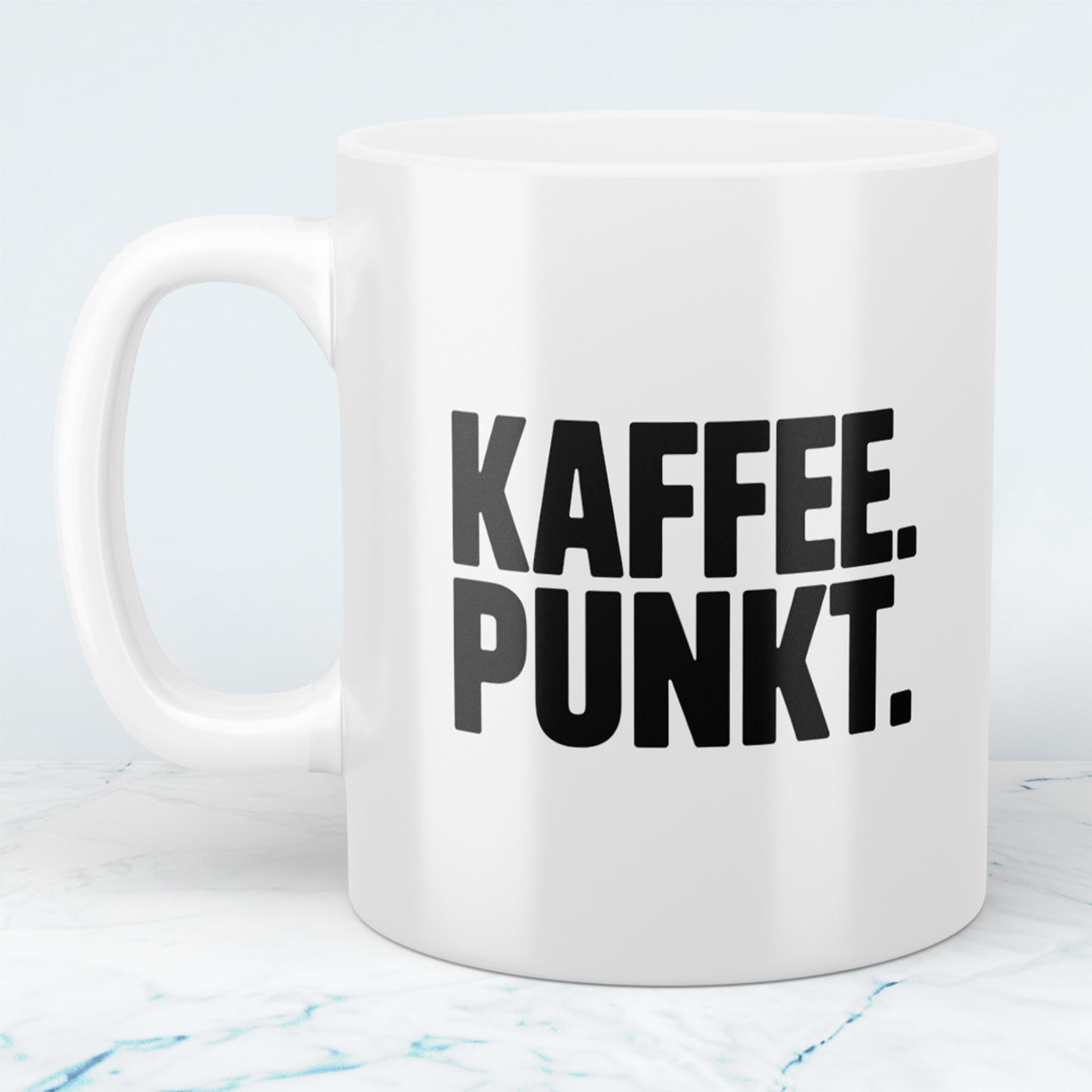 Tasse mit Spruch „Kaffee. Punkt.“ – Lustiges Geschenk für Büro, Familie & Freunde