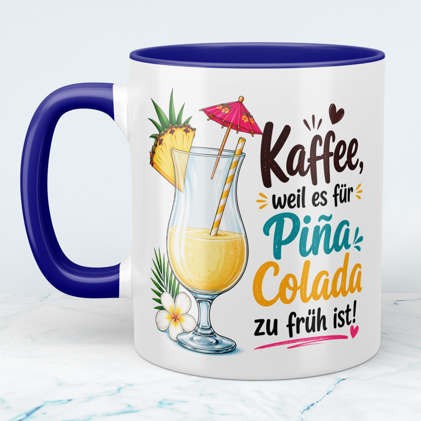 Lustige Kaffee Tasse mit Spruch „Kaffee, weil es für Piña Colada zu früh ist!“ – Geschenk für Kaffeeliebhaber