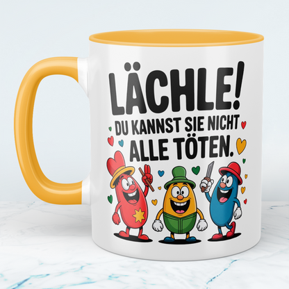 Bedruckte Kaffeetasse lustig – „Lächle! Du kannst sie nicht alle töten“ – Humor Geschenk für Büro & Kollegen