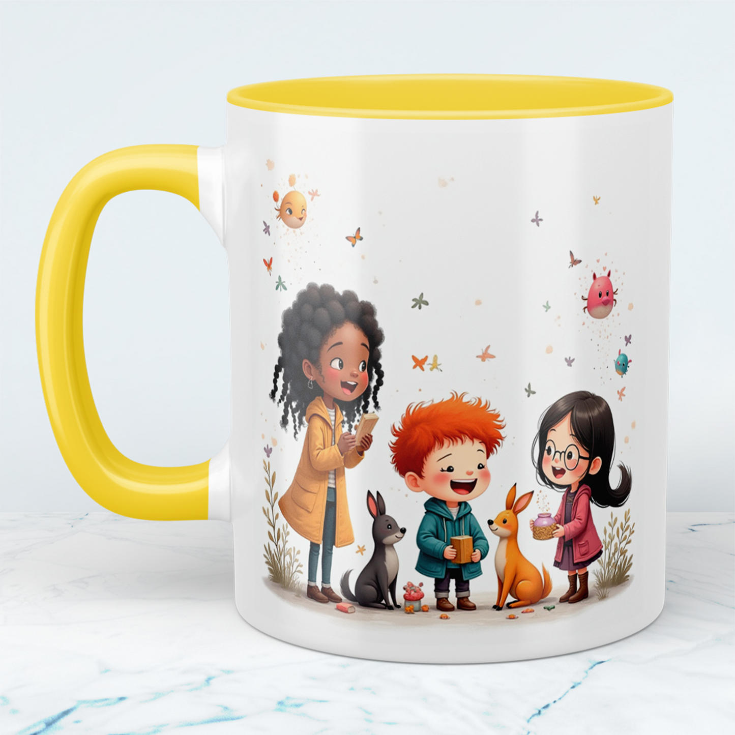 Magische Tiere: Bunte bedruckte Tasse mit lustigen Cartoon-Figuren – Das perfekte Geschenk für Kinder!