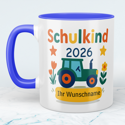 Zum Schulstart – Bedruckte Tasse, Personalisiert mit Namen, Trecker und Schriftzug: Schulkind 2026