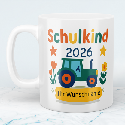 Zum Schulstart – Bedruckte Tasse, Personalisiert mit Namen, Trecker und Schriftzug: Schulkind 2026