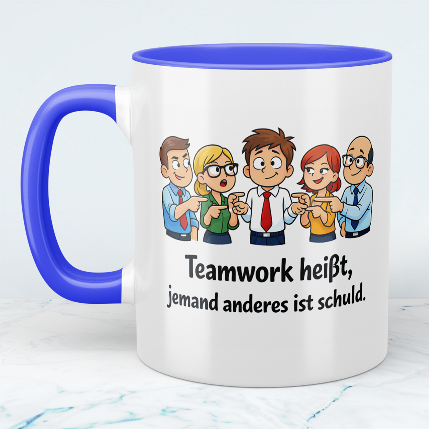 Lustige Bürotasse mit Spruch „Teamwork heißt, jemand anderes ist schuld“ | Geschenk für Kollegen & Arbeit