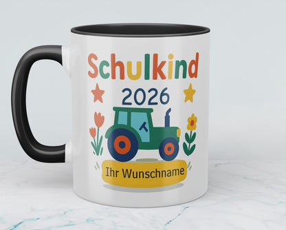Zum Schulstart – Bedruckte Tasse, Personalisiert mit Namen, Trecker und Schriftzug: Schulkind 2026