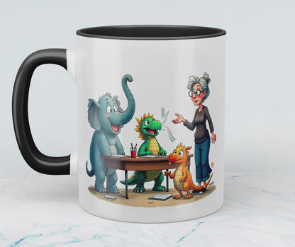 Humorvolle bedruckte Tasse mit magischen Tieren mit Lehrerin – Ideal als Geschenk für Kinder!